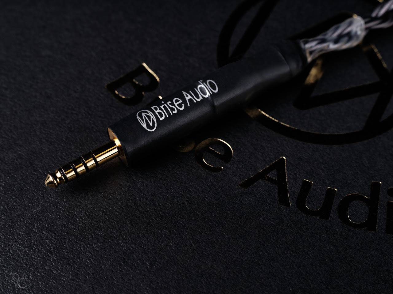 Brise Audio SHIROGANE 8-wire Ultimate IEM cable – MusicTeck