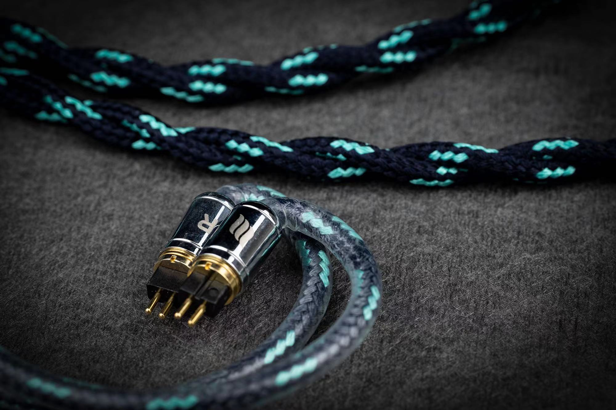 Vortex Cables: Minerva - MusicTeck