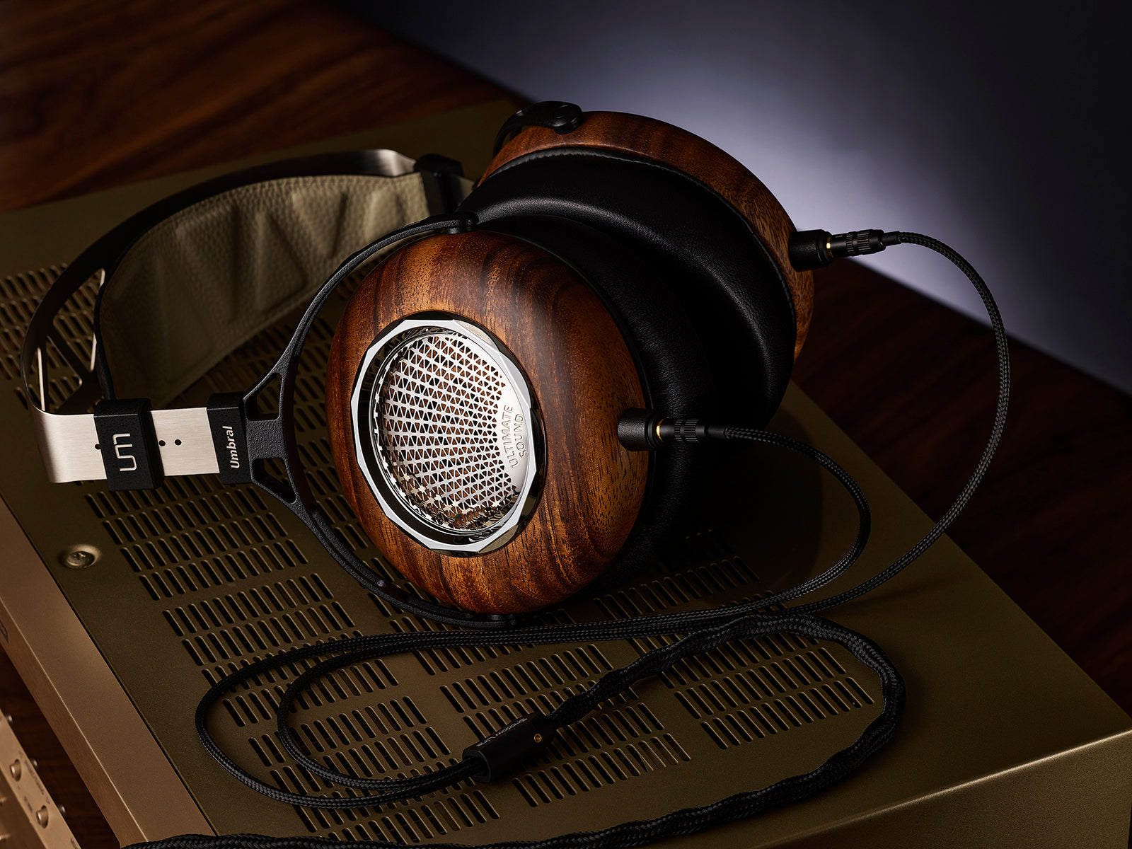 UM Unique Melody Full-Size Headphones Umbral--With Dual-Driver