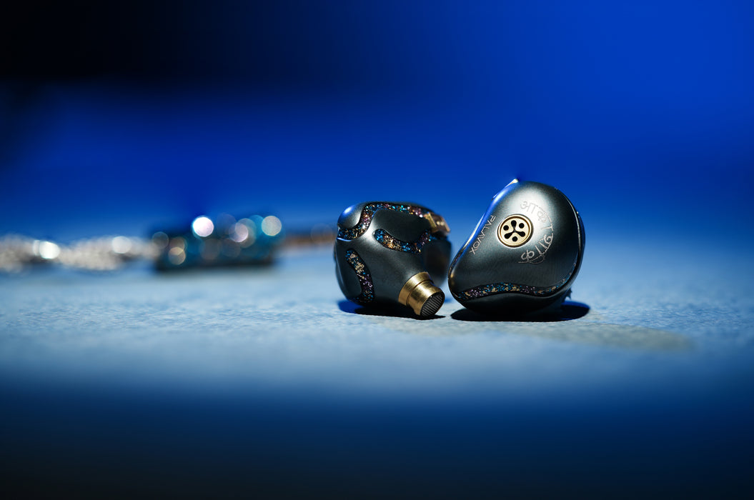 Palavox Akasha 4 Hybrid 13 Drivers IEM