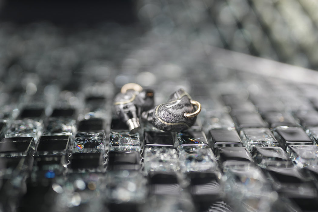 ARTPICAL Lunar Ring - MusicTeck