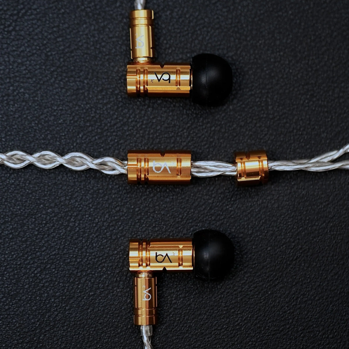 イヤホン beat audio Initium Uno Beat Audio Initium Uno — MusicTeck