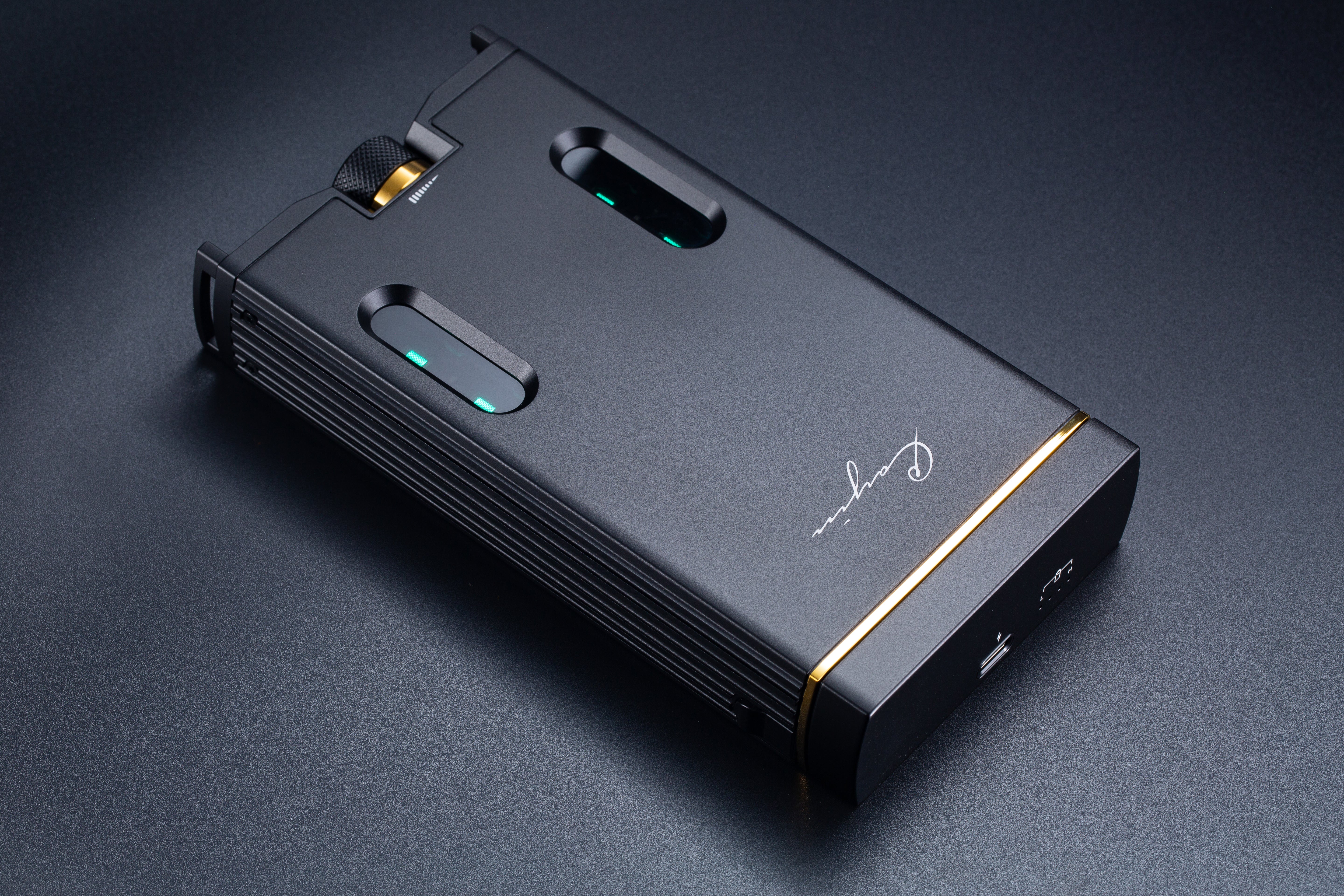 Cayin C9II Portable Headphone Amplifier Black Color Edition - MusicTeck 
