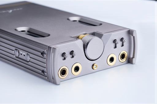 Cayin C9II Portable Headphone Amplifier Titanium Color Edition - MusicTeck 