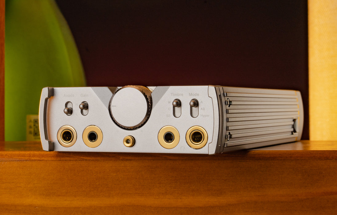 Cayin C9II Portable Headphone Amplifier Titanium Color Edition - MusicTeck 