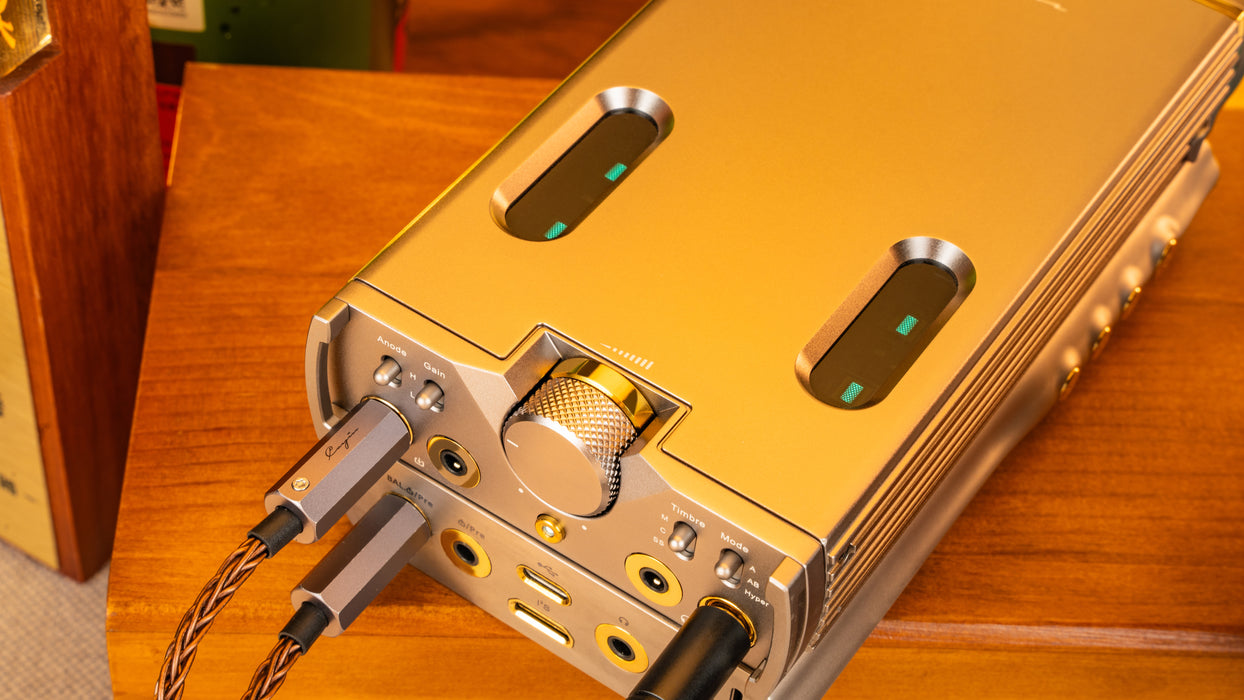 Cayin C9II Portable Headphone Amplifier Titanium Color Edition - MusicTeck 