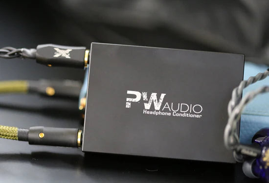 PWAudio Headphone Conditioner Support 4.4mm Input Output for Earphones - MusicTeck