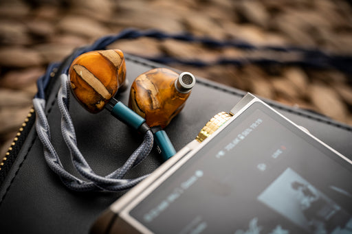 Cayin N30LE Amber Pearl Combo (with UM Amber Pearl IEM) - 99 set worldwide