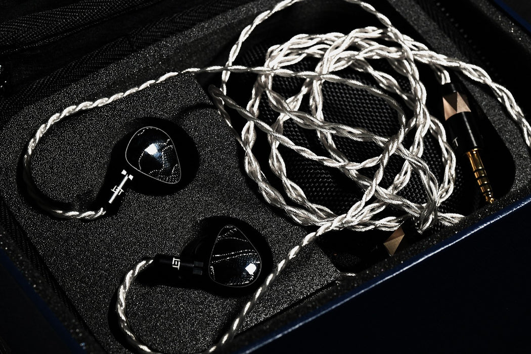 Noble Onyx (Like New)