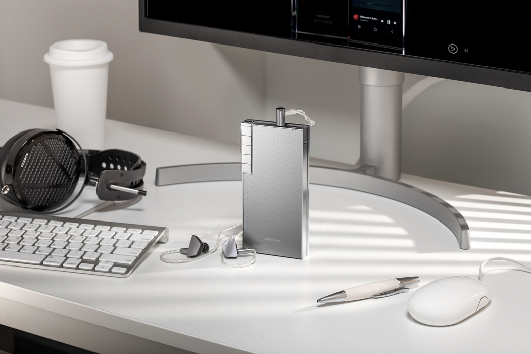 Astell&Kern PD10 + Cradle — MusicTeck Astell&Kern PD10 + Cradle — MusicTeck