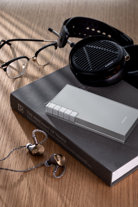 Astell&Kern PD10 + Cradle — MusicTeck Astell&Kern PD10 + Cradle — MusicTeck