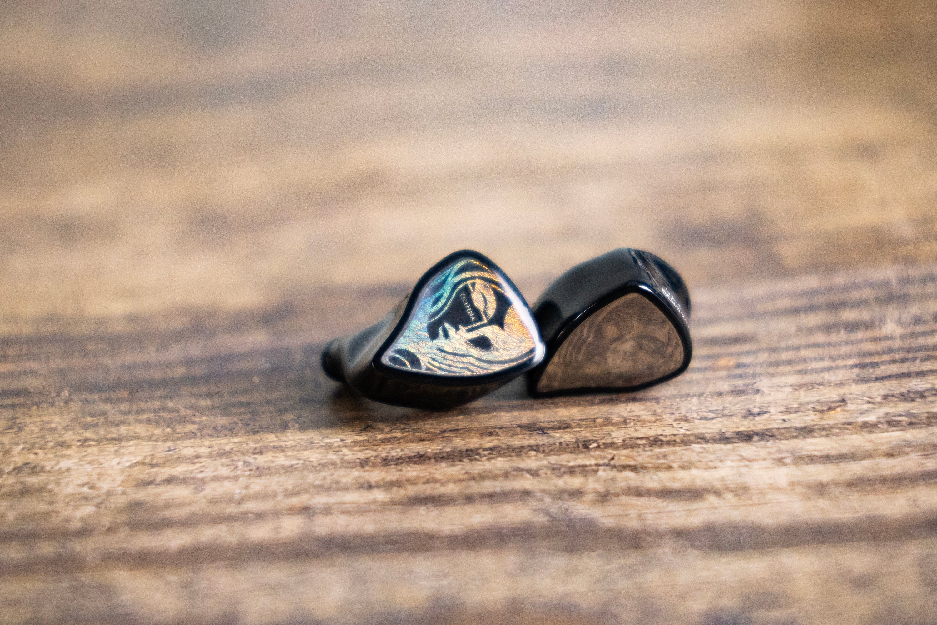 VALORIA ACOUSTIC Teanna - MusicTeck 