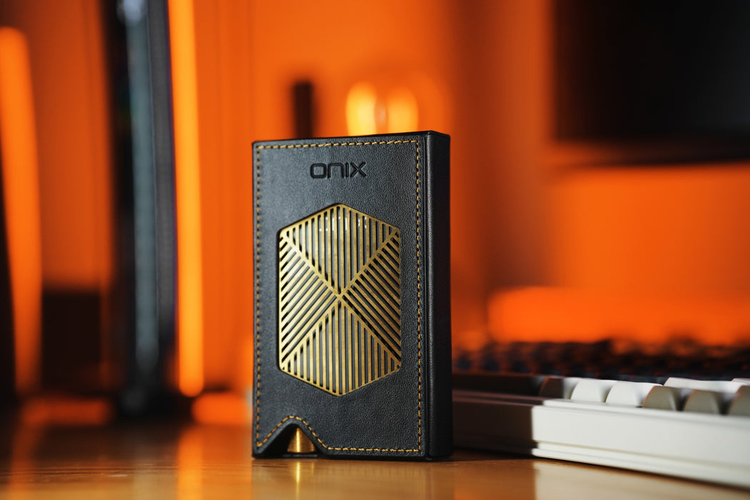 ONIX Overture XM5 Case