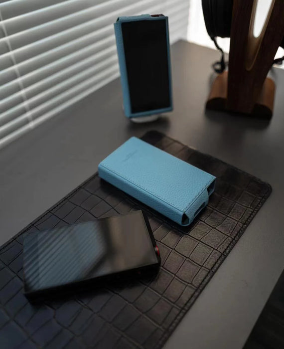 Luxury Precision E7 Case - MusicTeck