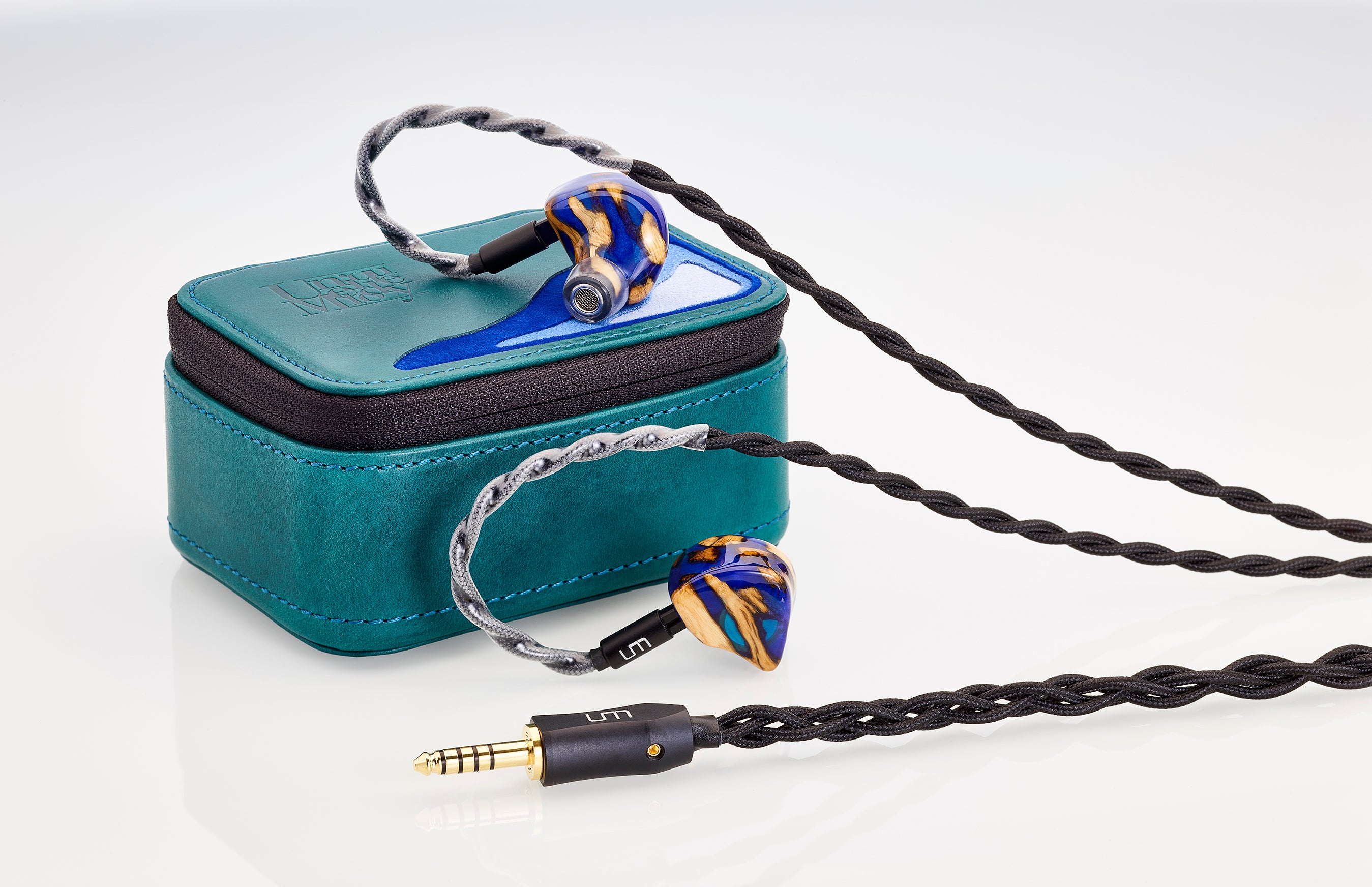 UM Universal Mason Fabled Sound Special Edition - MusicTeck